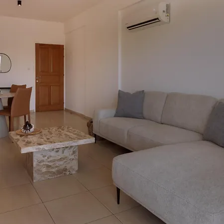 Sunshine Apartament Larnaca